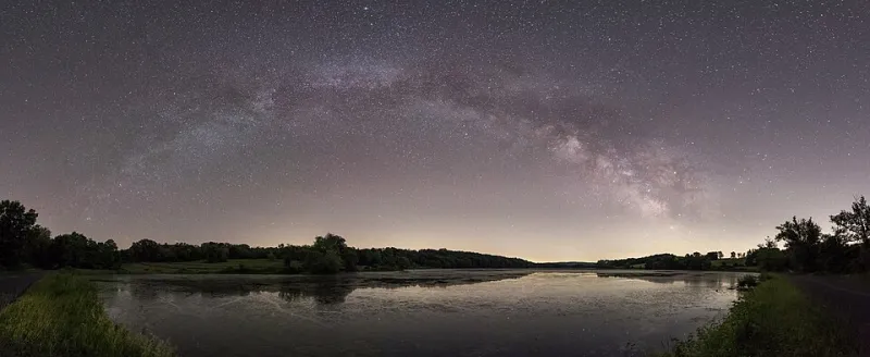 Quand le Vercors éteint la lumière : chasser les étoiles autour de Pont-en-Royans
