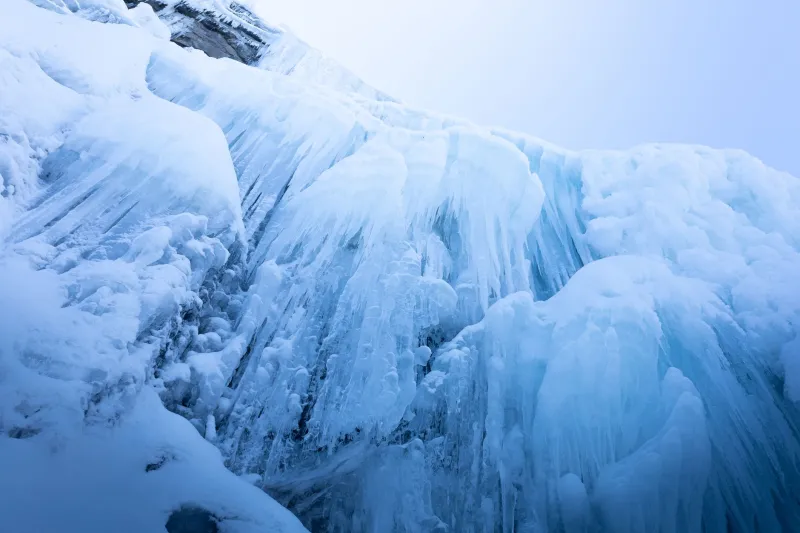 Quand le Vercors se fige : vivre l'hiver sauvage à Pont-en-Royans